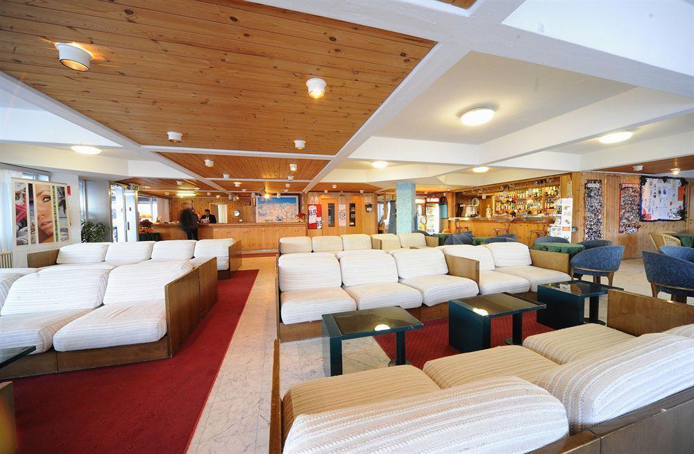 Hotel Sole Alto Медзана Экстерьер фото