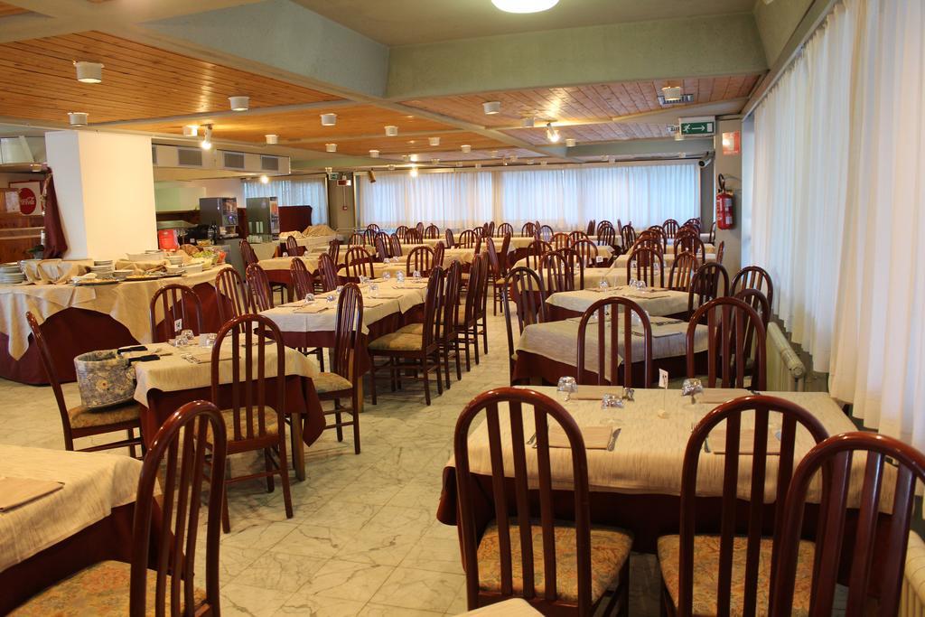 Hotel Sole Alto Медзана Экстерьер фото